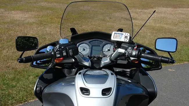 Боковые зеркала на мотоцикле
